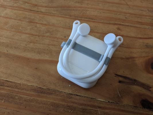 airpod v2 chaveiro orelha clipes by thebelin ferramentas aparelhos porta pés maçã fone ouvido fones iphone 3d print model - Mito3D