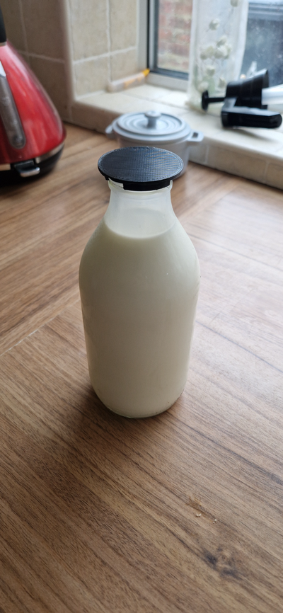 latte cap by tomdesigns3d domestico casa modelli tappi contenitore bicchiere bottiglia vetro 3d print model - Mito3D