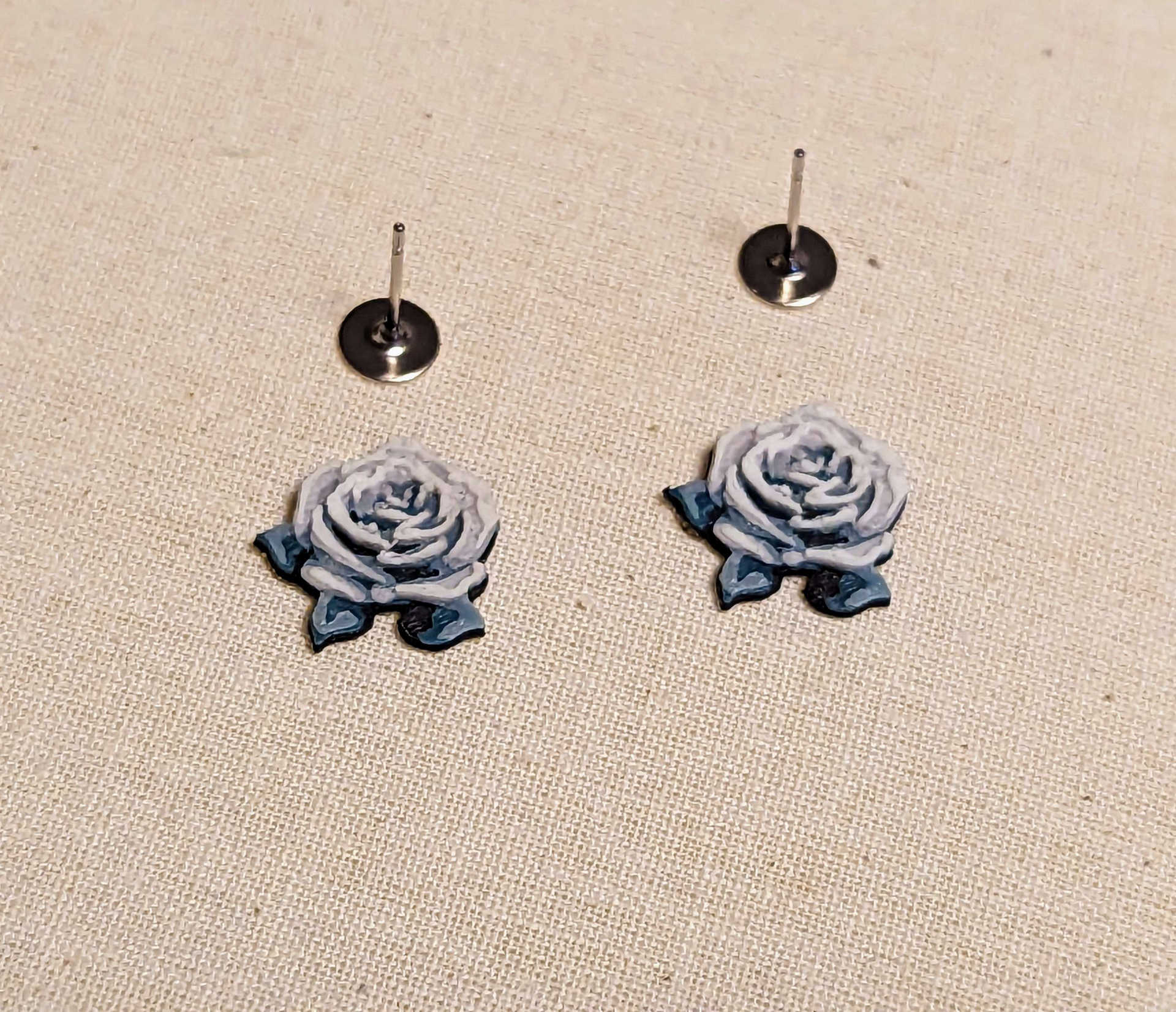 rose earrings by mistermollusk fashion jewelry 3D print model - Mito3D