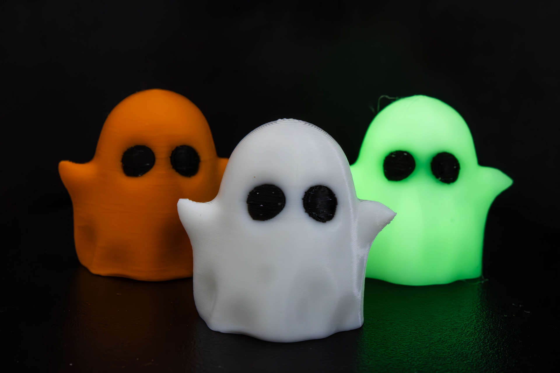 3 fantasmi by impressione formica arte sculture arredamento decorazione halloween fantasma spaventoso tavolo 3D print model - Mito3D