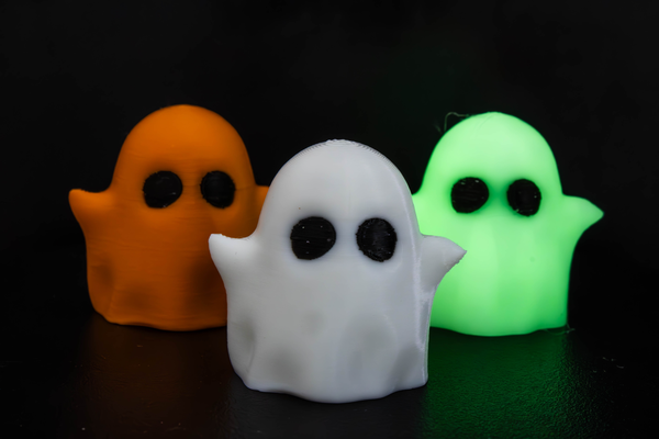 3 fantasmas by impresión hormiga arte esculturas decoración víspera santos fantasma escalofriante miedo mesa 3d print model - Mito3D