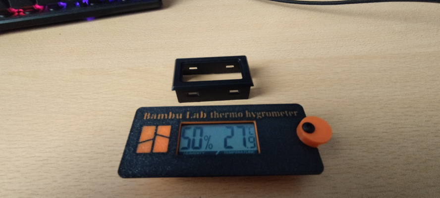 bambu laboratoire carbone filtre couverture gaine temp hygromètre by patricknoir 3d imprimante accessoires thermomètre 3d print model - Mito3D