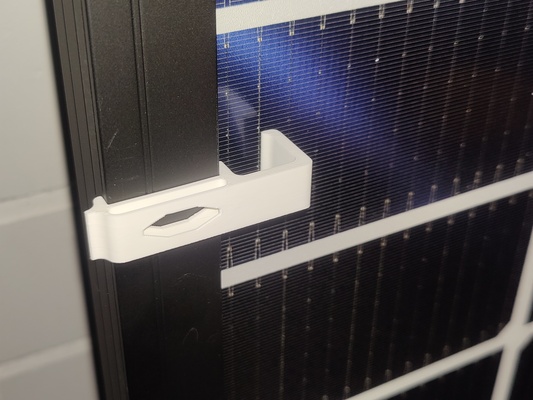 solar panel cable administración acortar remezclado by semilla maligna pasatiempo bricolaje diy electrónica módulo mantenimiento clip fotovoltaica pv luxor 3d print model - Mito3D