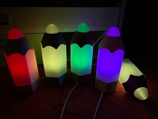 renkli kalem lamba by rostap ev halkı modeller 3d print model - Mito3D