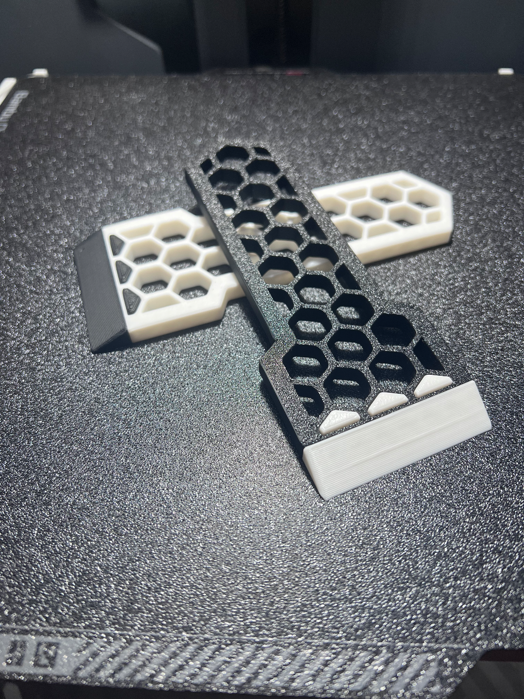 wiederverwendbar verhexen schaber neu gemischt by variation 3d drucker zubehör hexagon bett spatel bedruckt sechsecke bettkratzer hexschaber bambu bambulab 3D print model - Mito3D