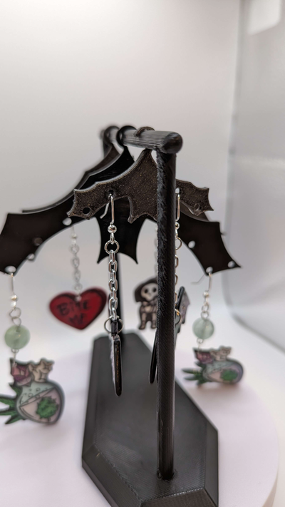 coffin bats - earring stand by cryptik design fashion jewelry bat hanging hanger halloween goth display macabre spooky decor 3d print model - Mito3D