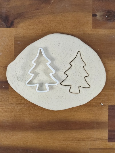 tree cookie cutter by theodor household house models christmas xmas cookiecutter christmastree xmastree 3d print model - Mito3D
