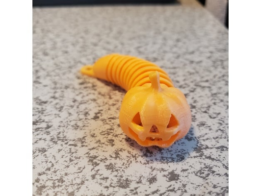 articulated pumpkin worm key ring by vertical displacement fashion models halloween decor seasonal holiday gift 3d print model - Mito3D
