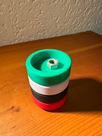 piccolo vite contenitore 5 cm collegabile by maker67 passatempo fai viti magnete 3d print model - Mito3D