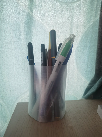 semplice liscio penna titolare supporto by falconide domestico ufficio portapenne alunno 3d print model - Mito3D