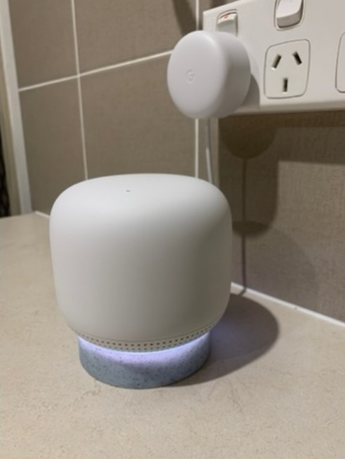 google nido wifi punto estante soporte by tgsparky77 casa oficina 3D print model - Mito3D