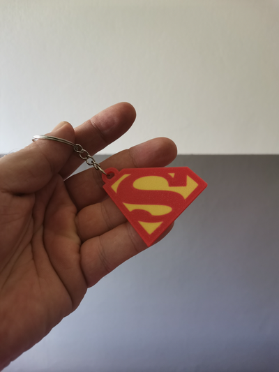 superman logo keychain by bt3d printing art signs & logos dc 3d print model - Mito3D