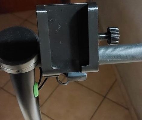 porta telefono roller fahrrad neu gemischt by stefanizzilorenzo014 werkzeuge gadgets stand samsung iphone smartphone standphone telefonhalter 3d print model - Mito3D