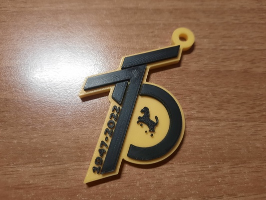 75th anniversaire of ferrari porte clés logo by luke leek 98 art panneaux logos noir voiture 75 jaune formula1 formule f1 3d print model - Mito3D