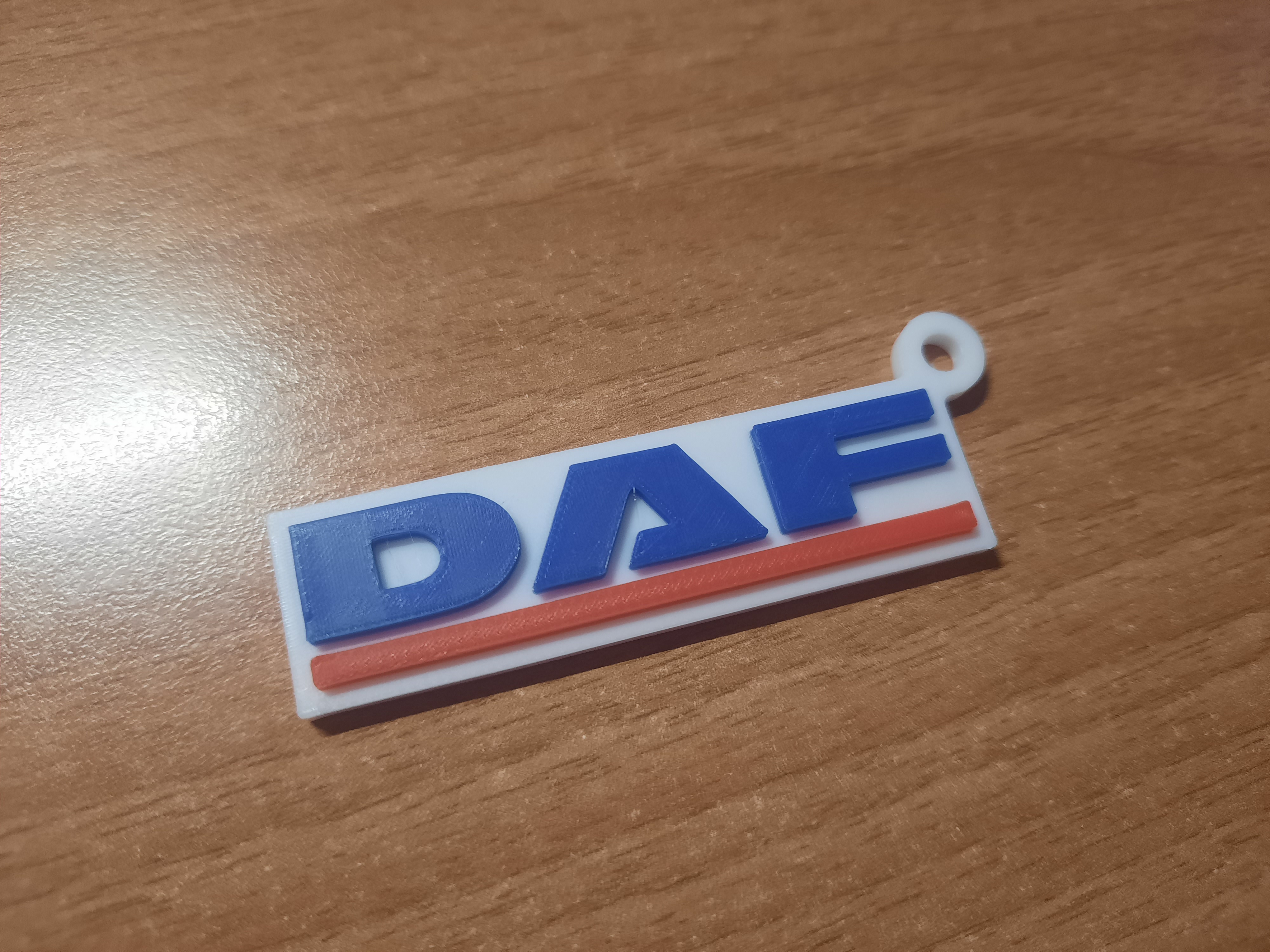 daf logotipo chaveiro by luke leek 98 arte sinais logotipos branco vermelho azul caminhão xf chaveiros europa caminhoneiro 3D print model - Mito3D