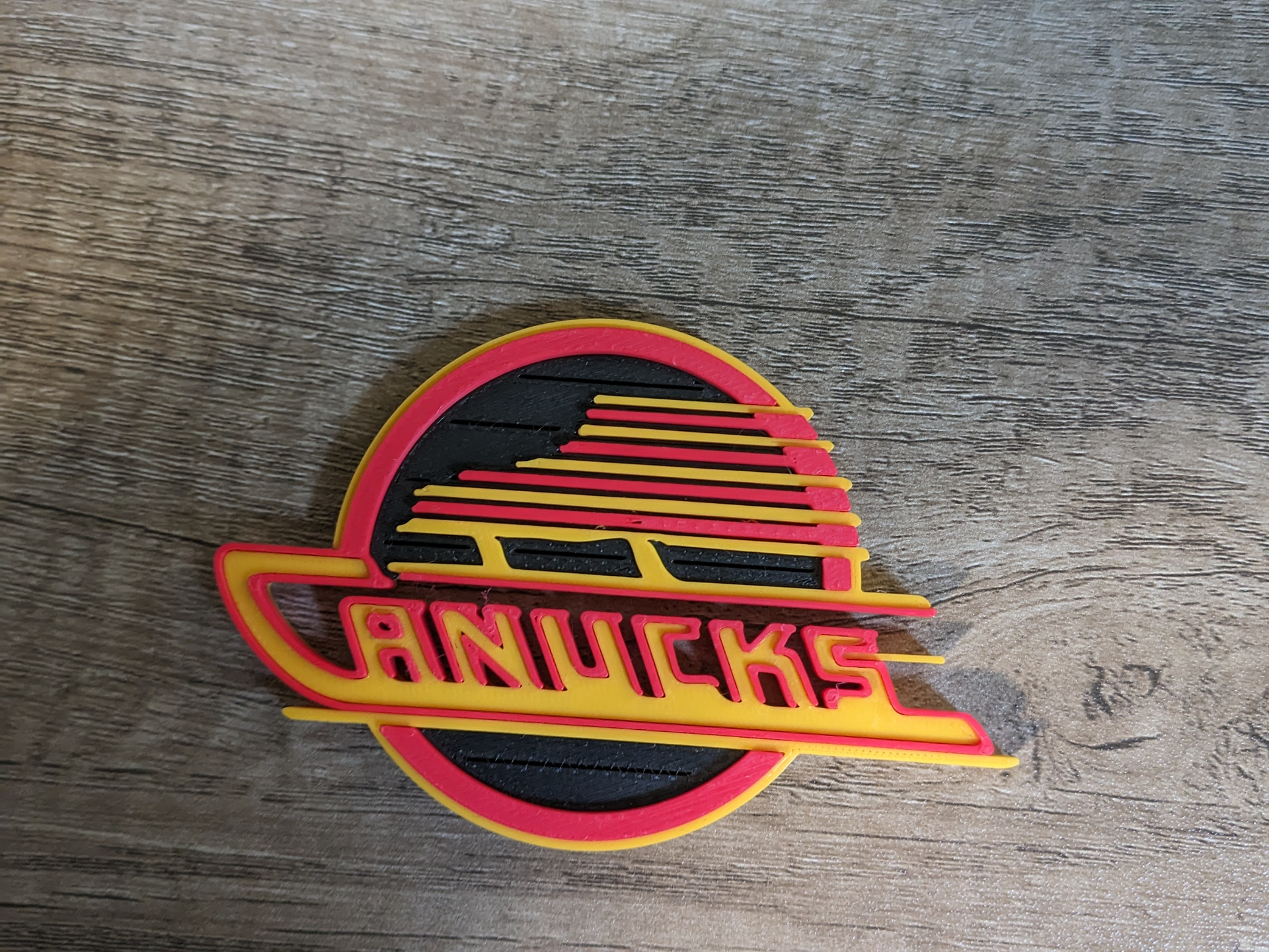 vancouver canucks rétro logo by ebrucker406 art panneaux logos lnh hockey patin volant 3D print model - Mito3D