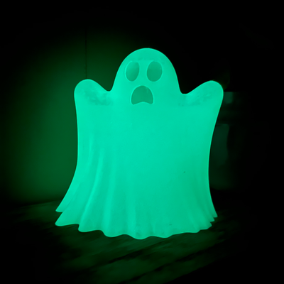 spooked ghost remixed by nukddd household decor decoration halloweendecoration spooky glowinthedark 3d print model - Mito3D