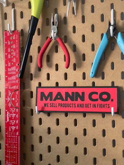 team fortress 2 mannco sign by pixelpriority art signs & logos teamfortress2 tf2 signage multicolor multimaterial ams teamfortress valve savetf2 3d print model - Mito3D