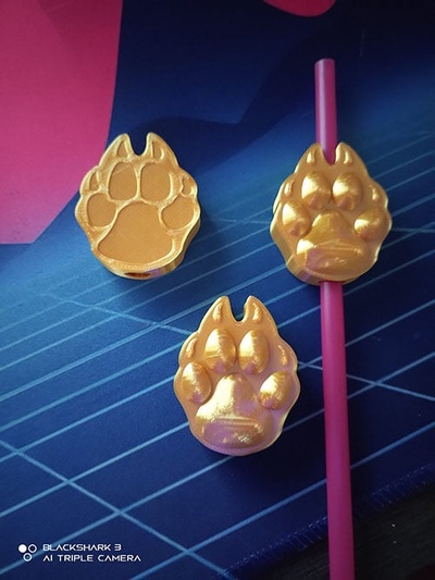 wolfpaw strawtoppers by kyuubinight household house models claws dogprint partyfavor paw pawprint straw strawtopper wolf wolfprint 3d print model - Mito3D