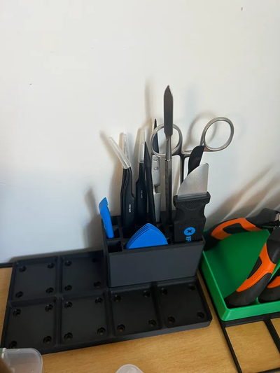 grillefinity répare boîte outils titulaire soutien compact partagé by lucas organisateurs 3d print model - Mito3D