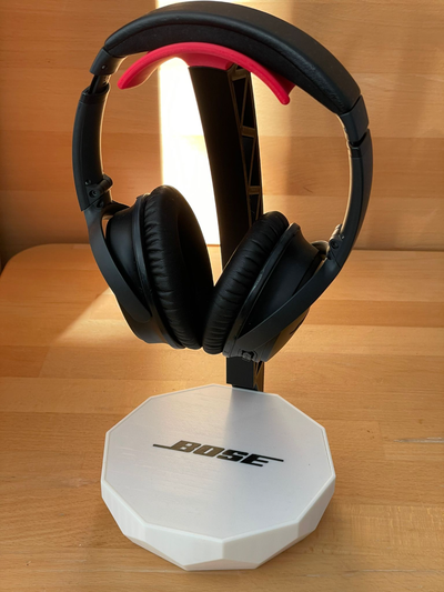 tight fit plate bose logo headphone holder stand remixed by oliverstechlab household office 3d print model - Mito3D