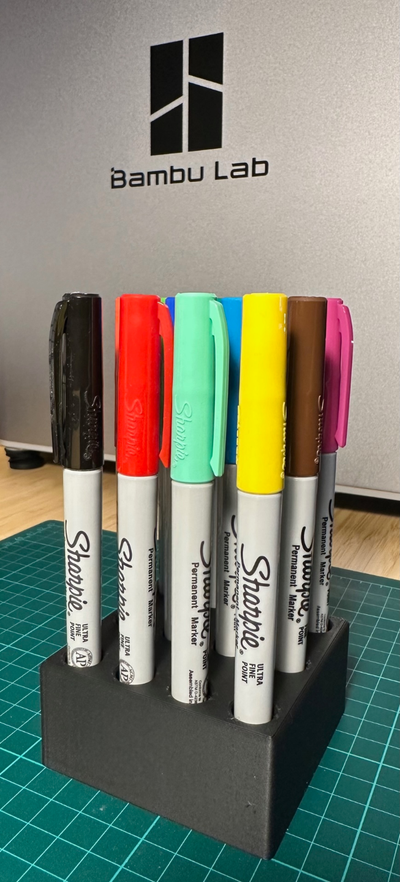 sencillo sharpie soporte fine point sharpies by alfaliberador casa oficina sharpieholder bolígrafo lápiz 3d print model - Mito3D