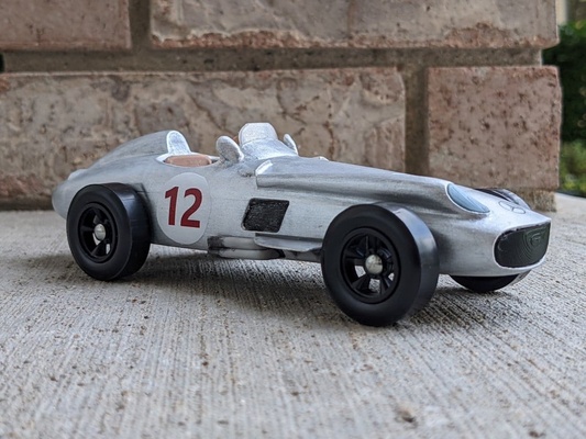 1954 mercedes benz w196 pinède derby voiture coquille by troyer loisir diy véhicules formula1 formula1racecar formule mercedesbenz derby pinewoodderbycar 3d print model - Mito3D