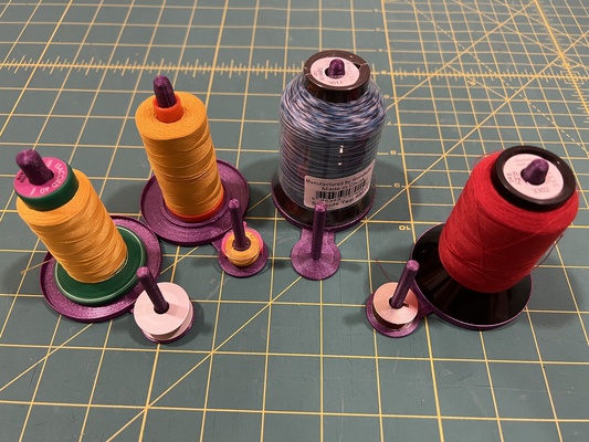 hilo bobina soporte by cheelye herramientas organizadores coser 3d print model - Mito3D