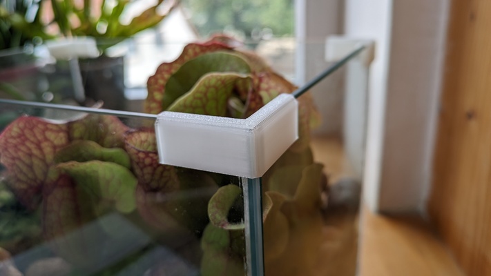 terrario angolo protettore by max printlab domestico casa modelli acquario copertina guaina bicchiere 3d print model - Mito3D