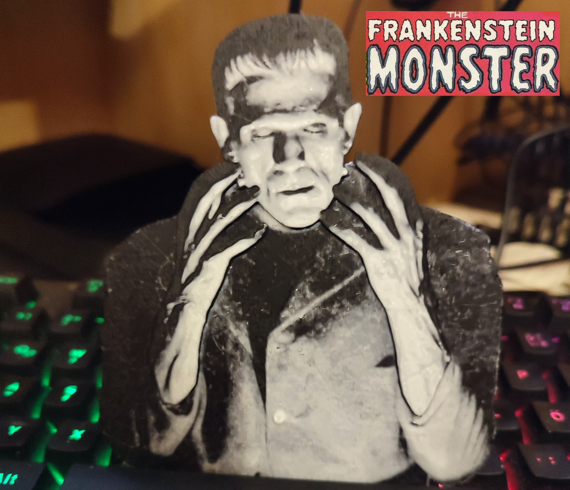 it s vivo by clássico 2 5 generativo 3d modelo forja chapéus litofano velozes impressão monstro frankenstein horror filme filamento pintura 3D print model - Mito3D