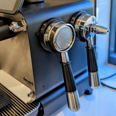 anständig espresso dual siebträger halter unterstützung neu gemischt by bewohner haushalt haus modelle kaffee de1 de1pro eaf 3d print model - Mito3D