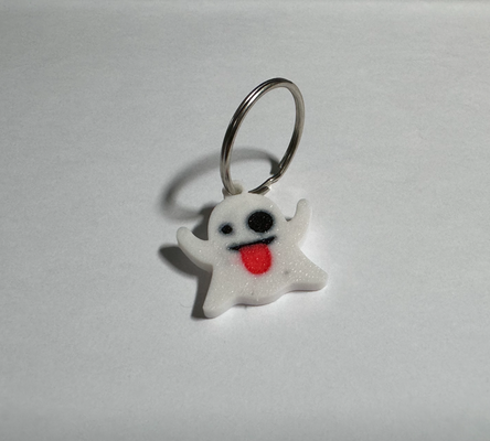 fantasma portachiavi emoji v2 by rva laboratori moda modelli halloween 2023 accessori 3d print model - Mito3D