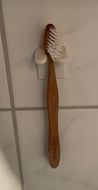 zahnb rstenhalter toothbrushholder by tomjohn98 household house models toohbrush holder bathroom 3d print model - Mito3D