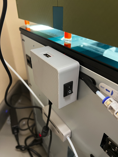 bambu laboratuar yazıcı mod güç kutu 5v 12v usb a güçler ledler bento anahtarlar by enzlow 3d aksesuarlar adaptör elektronik 5volt yükseltici led ışık filtre x1 p1 dizi karbon ams 3d print model - Mito3D