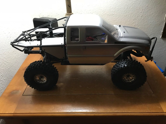 traxxas trx4 cg battery tray normal wide by fivebitescustomrods hobby & diy rc crawler 3d print model - Mito3D