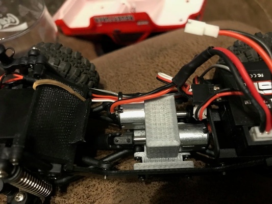 1 24 v2 improved twin motor mount center skid box ecx rgt ftx barrage by fivebitescustomrods hobby & diy rc 3d print model - Mito3D