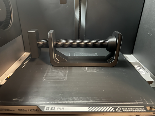 c kelepçe by mkcamc araçlar el araç işlevsel kolay yazdır no destekler iş tezgah ev ofis 3d print model - Mito3D