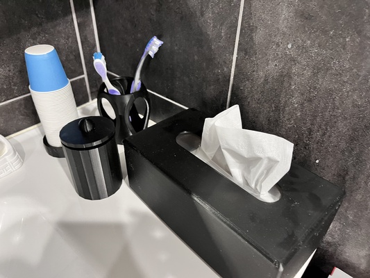 salle bains accessoires tissu boîte couverture gaine brosse dents titulaire soutien by maureen nemetski ménage décor support bain porte mouchoirs kleenexcover 3d print model - Mito3D