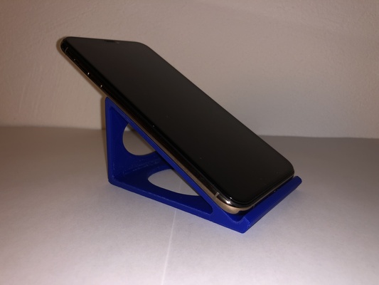 simple phone stand by j r my marciacq tools gadgets iphone mobile 3d print model - Mito3D