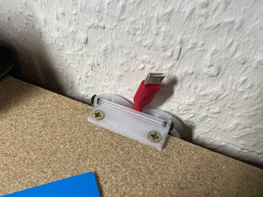 scrivania bordo cavo rullo by ruvido utensili cuscinetto 3d print model - Mito3D