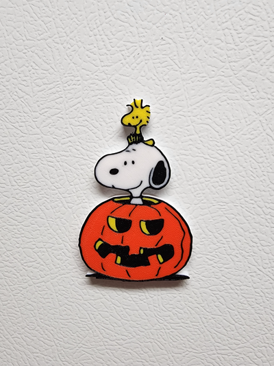 halloween snoopy magnet by slurpeemachine household decor great pumpkin jack-o'-lantern woodstock charlie brown peanuts spooky scary holiday 3d print model - Mito3D