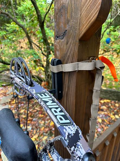 tree stand bow holder by ncarrier25 hobby & diy sport outdoors archery hunting shooting 3d print model - Mito3D