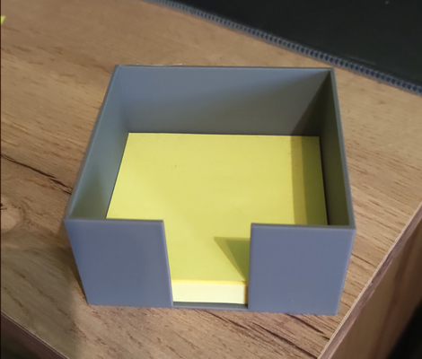 scatola appiccicoso appunti 76 77mm by womacka domestico ufficio note adesive porta foglietti carta 3d print model - Mito3D