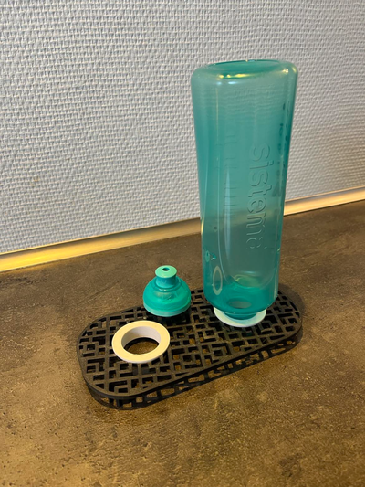 botella secadora estante soporte by bluerocke7 casa modelos beber agua seco 3d print model - Mito3D
