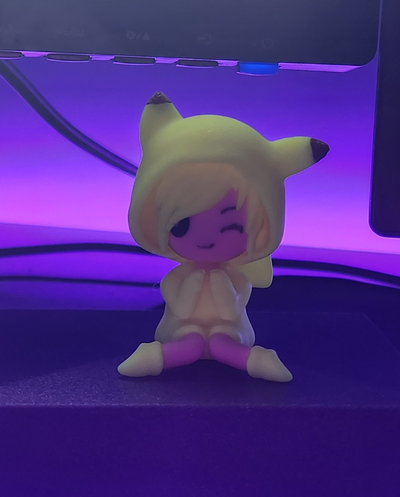 lindo pikachu bebé niña llavero by felipe miniaturas modelo pokemon anime ams 3d print model - Mito3D