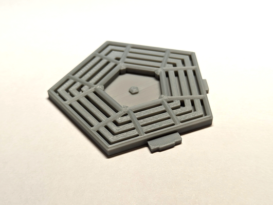 pentagon untersetzer by ken mühlen haushalt büro achterbahn 3d print model - Mito3D