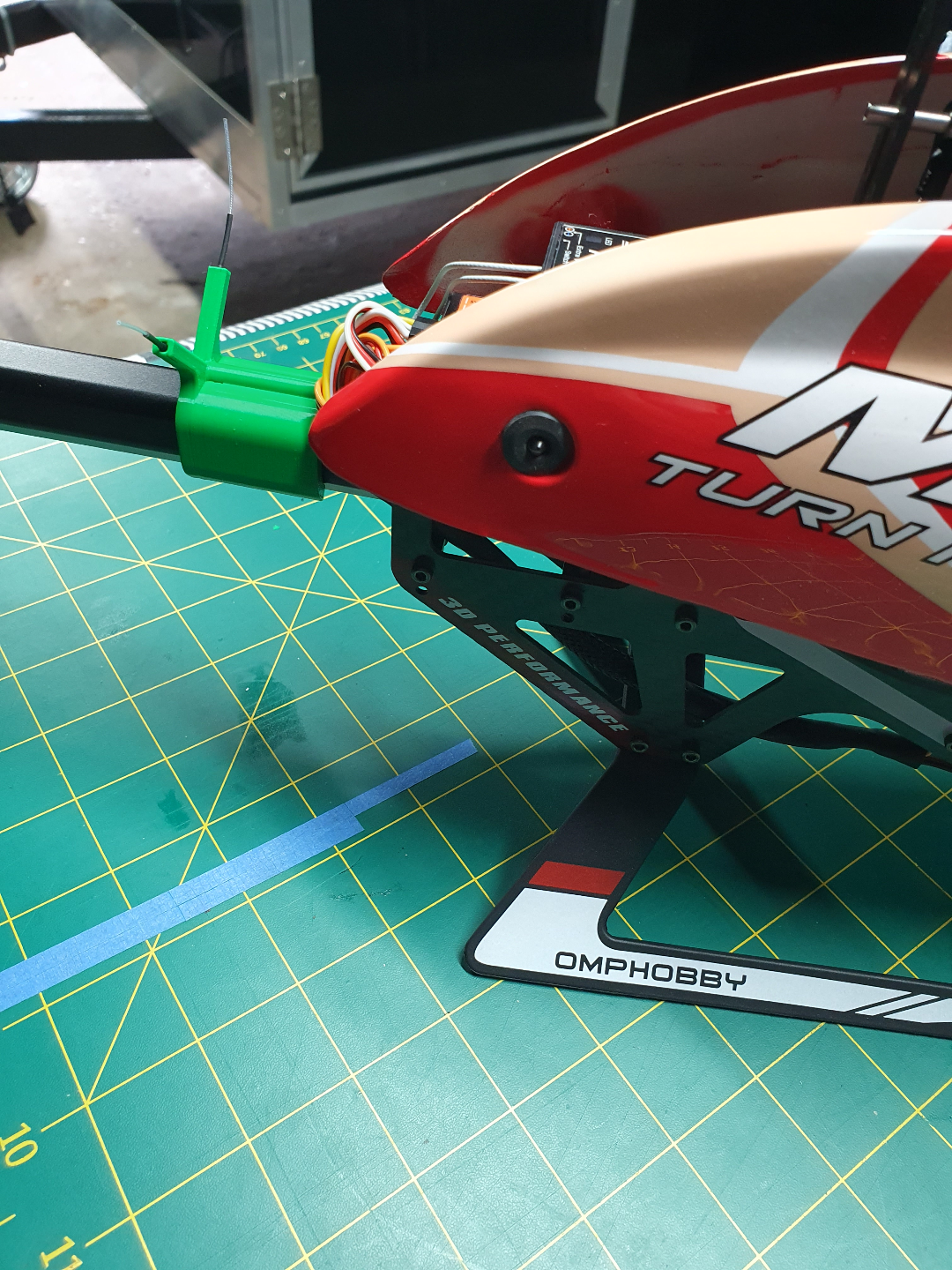 omp m4 boom havadan binmek by hobbit hangarı hobi kendin yap rc helikopter uçak futaba 3D print model - Mito3D