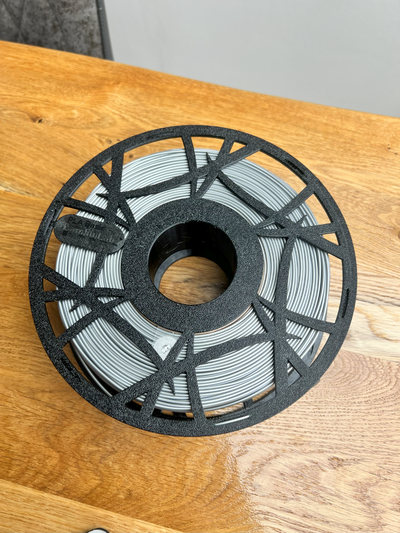 bambu laboratorio reutilizable carrete masterspool by print4gods 3d impresora partes rellenar bambulab ams filamento p1p x1c x1 carbón piscina 3d print model - Mito3D