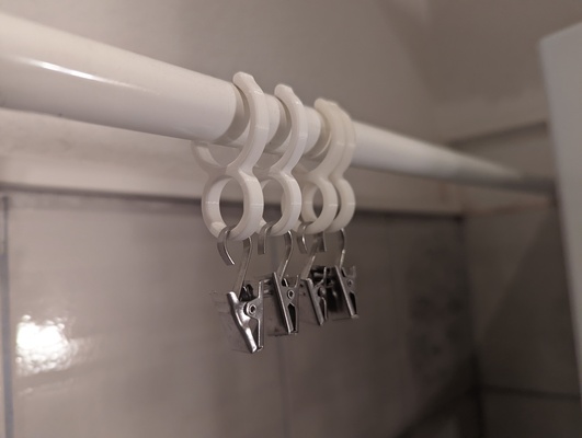 handtuchhalter f r ikea duschvorhangstange botaren clip by reinair household house models towelholder towelhanger towelhook 3d print model - Mito3D