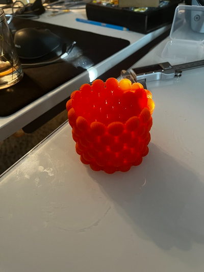 fil texturé vase by vertueux art sculptures 3d print model - Mito3D